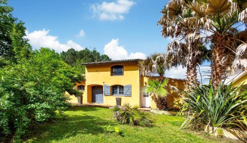 Four-Bedroom Holiday Home