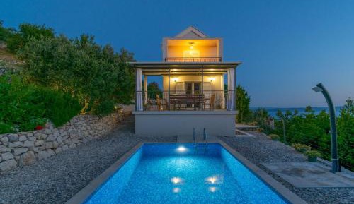 Villa with Sea View