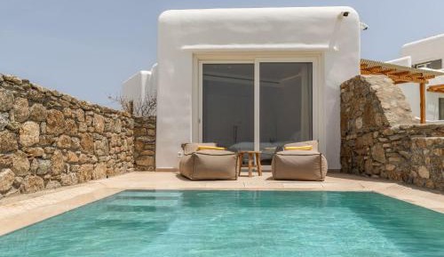 Junior Suite with Private Pool