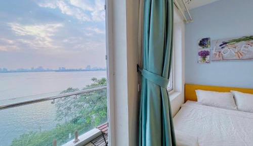 Studio Apartment with Sea View