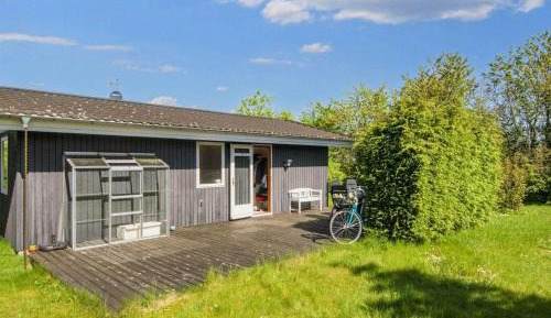 Three-Bedroom Holiday Home 