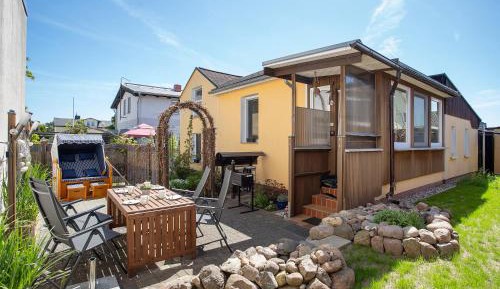 Superior One-Bedroom Apartment with Balcony