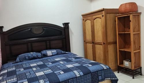 Deluxe King Studio