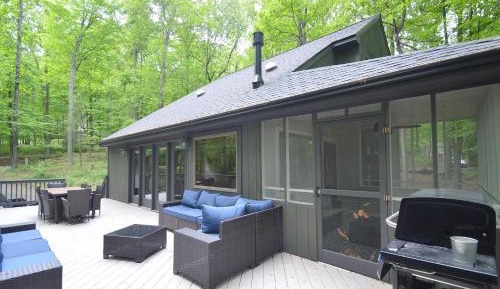 Four-Bedroom Holiday Home