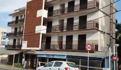 Apartment (2-4 Adults)