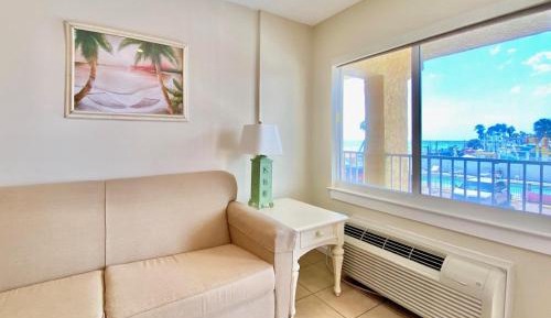 One-Bedroom Studio