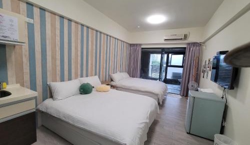 Classic Quadruple Room