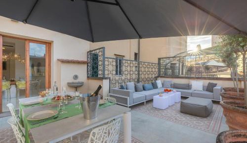 Three-Bedroom Premium Apartment with Balcony