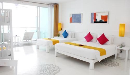 Deluxe Family Room