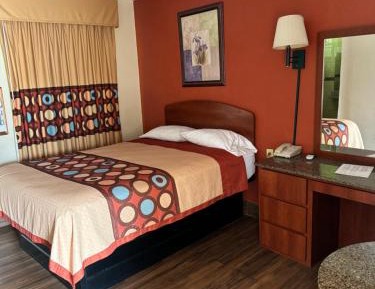 Queen Room