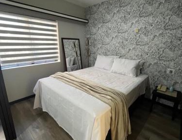 One-Bedroom Deluxe Apartment