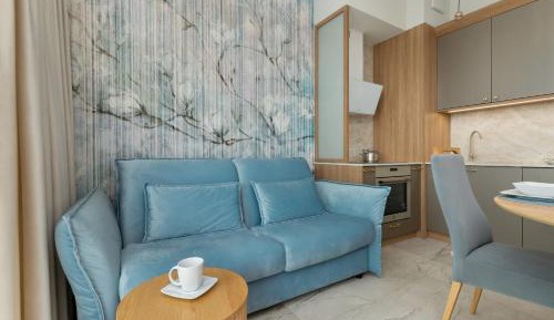 One-Bedroom Apartment with Balcony
