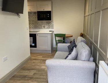 One-Bedroom Cottage