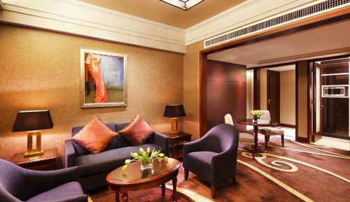 Sheraton Suite, Club lounge access, 1 Bedroom Suite, 1 King