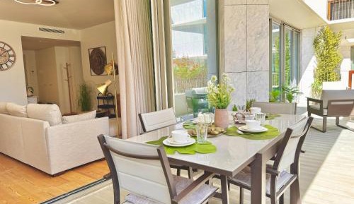 Apartment with Sea View