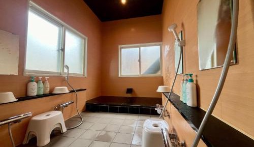 Economy Twin Room