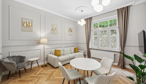 Two-Bedroom Deluxe Apartment with Sauna
