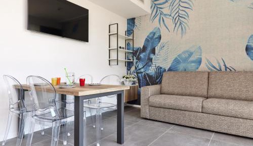 Suite with Garden View