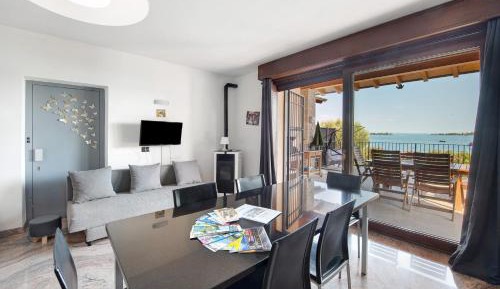 Three-Bedroom Superior Apartment
