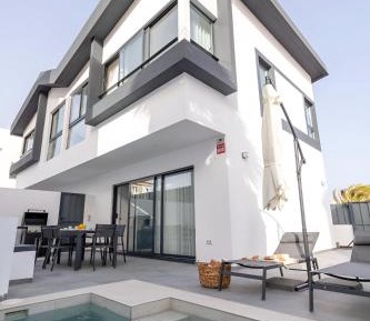 Villa with Sea View