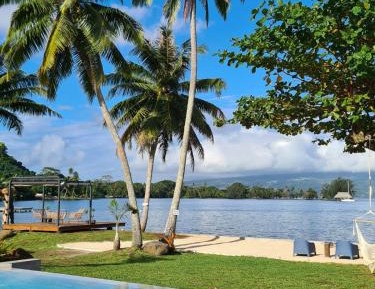 Deluxe Bungalow with Sea View