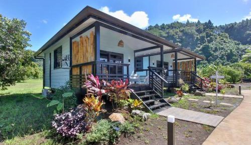 Deluxe Bungalow with Sea View