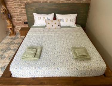 Deluxe Double Room with Shower