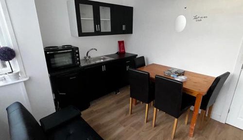 Two-Bedroom Deluxe Apartment
