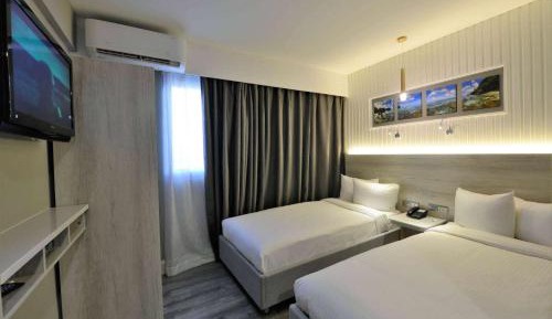 Twin Room - Non-Smoking