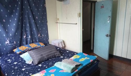 Queen Room