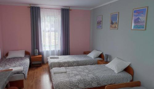 Quadruple Room with Shared Bathroom