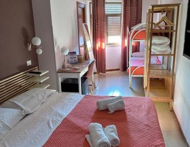 Quadruple Room with Bathroom