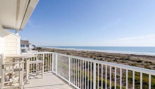 Three-Bedroom Apartment - Oceanfront
