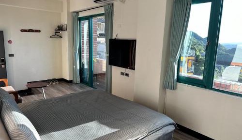 Deluxe Double Room with Balcony and Sea View