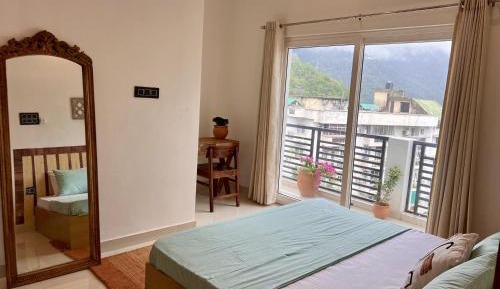 King Room with Mountain View