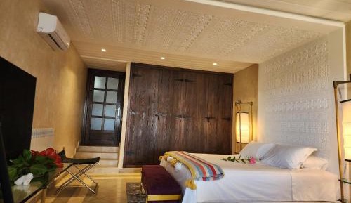 Deluxe Family Room