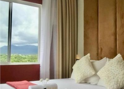 Two-Bedroom Apartment with Mountain View