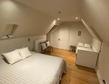 Deluxe Double Room with Extra Bed