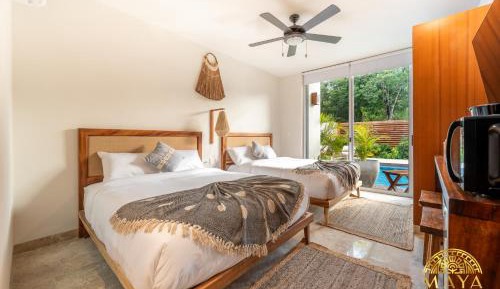Deluxe Double or Twin Room with Pool Access