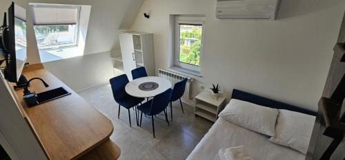 Deluxe Family Suite
