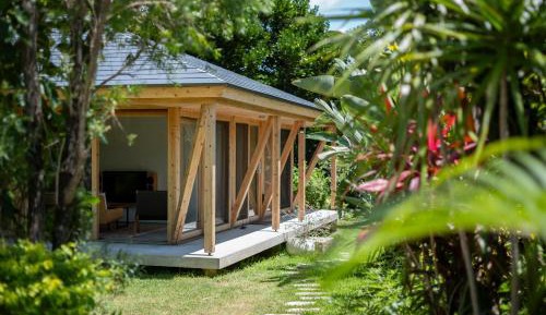 Villa with Garden View