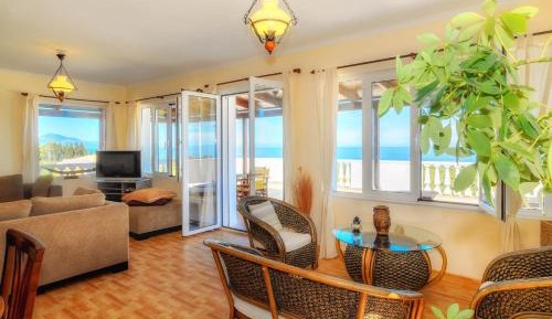Three-Bedroom Apartment with Sea View