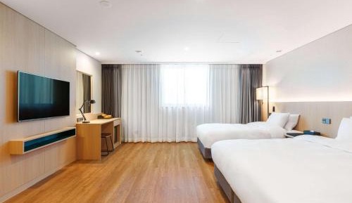 Deluxe Family Twin Room