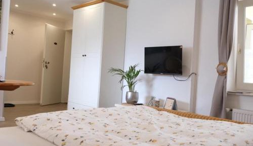 Single Room with Private Bathroom