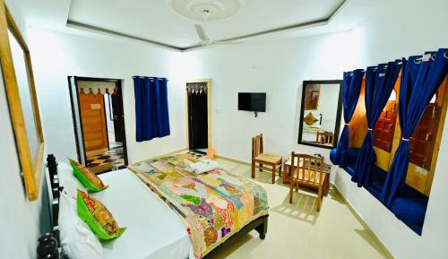 Queen Room