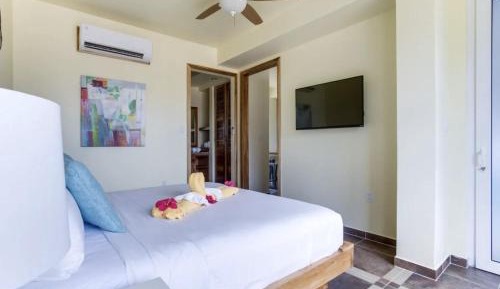 Two-Bedroom Apartment - Oceanfront 