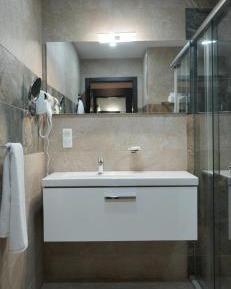 Standard Double Suite