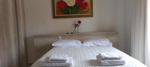 Deluxe Double Room (2 Adults + 1 Child)
