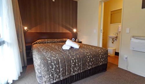 Small Double Room with Ensuite