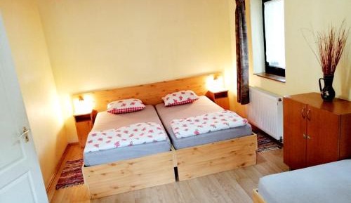 Large Two-Bedroom Apartment - Ground Floor